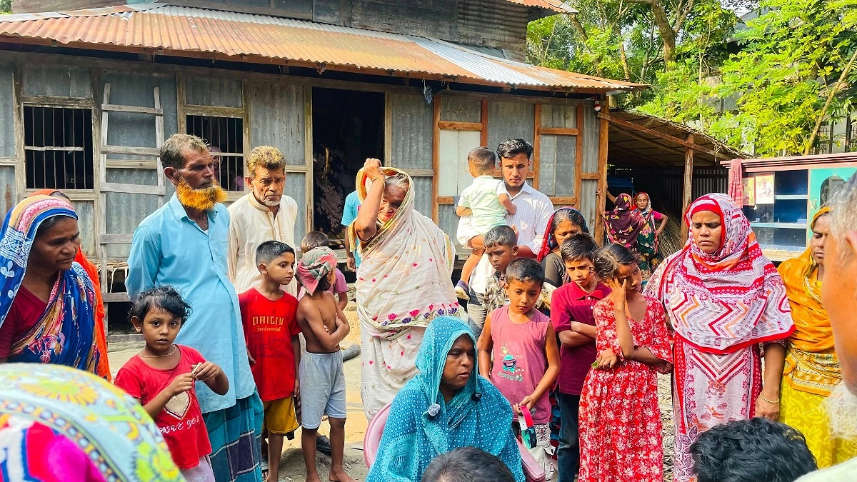 হাসপাতালেও মানুষের মৃত্যু হয়, শিশুটির কপালে মৃত্যু ছিল— পল্লী চিকিৎসকের স্ত্রী