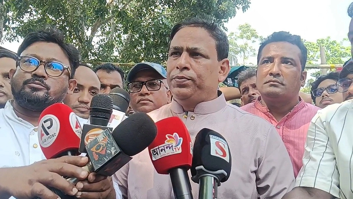 শেখ হাসিনা কোনো ডিসেম্বরেই দেশে ফিরতে পারবেন না