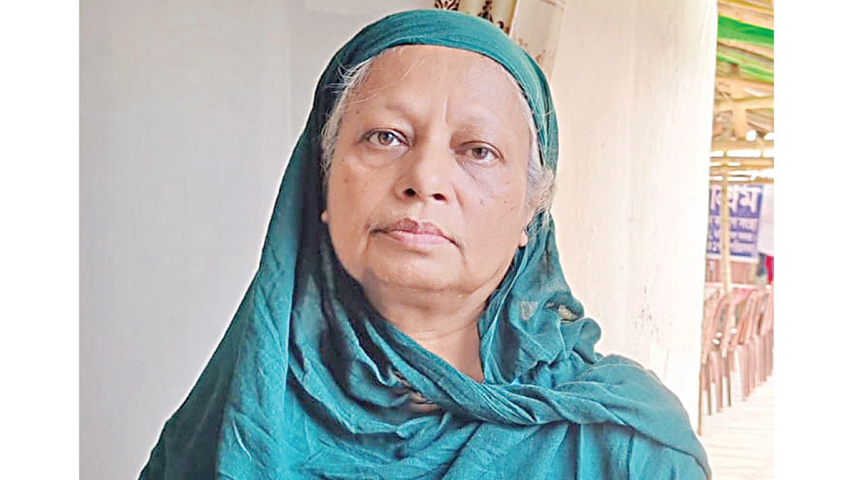 ভাগ্য আর অবহেলায় ঢাবি ফার্স্ট ক্লাস ফার্স্ট থেকে বৃদ্ধাশ্রমে