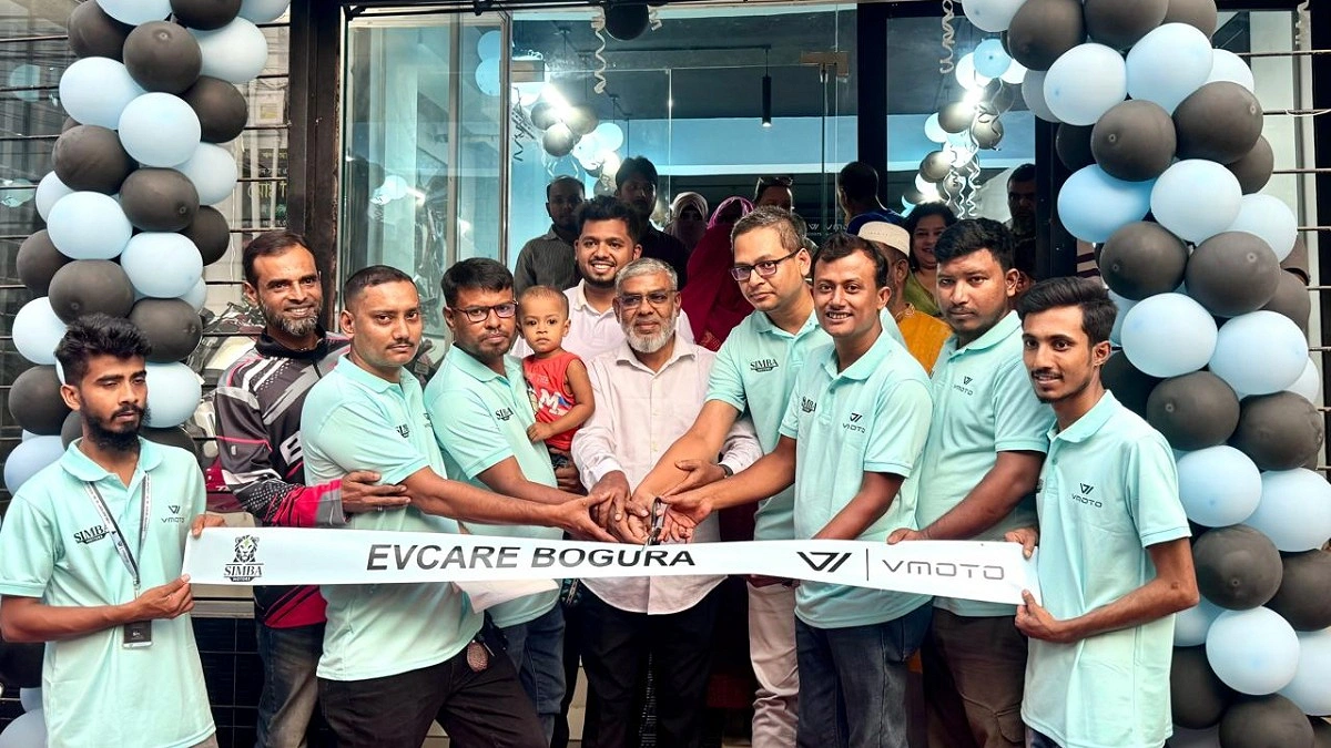 বগুড়ায় ভিমোটোর নতুন বৈদ্যুতিক বাইকের শোরুম