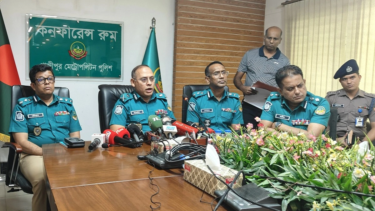 পিচ্চি রাজা পালিয়েছিলেন পুলিশের সহযোগিতায়, বোনসহ গ্রেপ্তার ৩