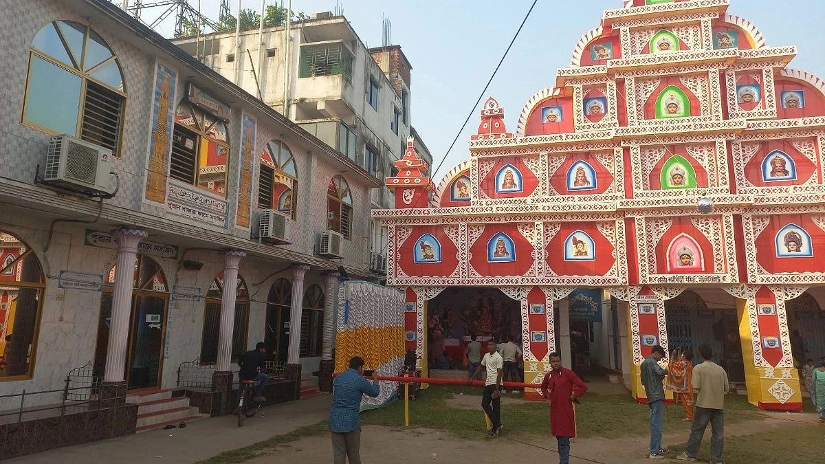 লালমনিরহাটে একই আঙিনায় মসজিদ-মন্দির, সম্প্রীতির অনন্য দৃষ্টান্ত