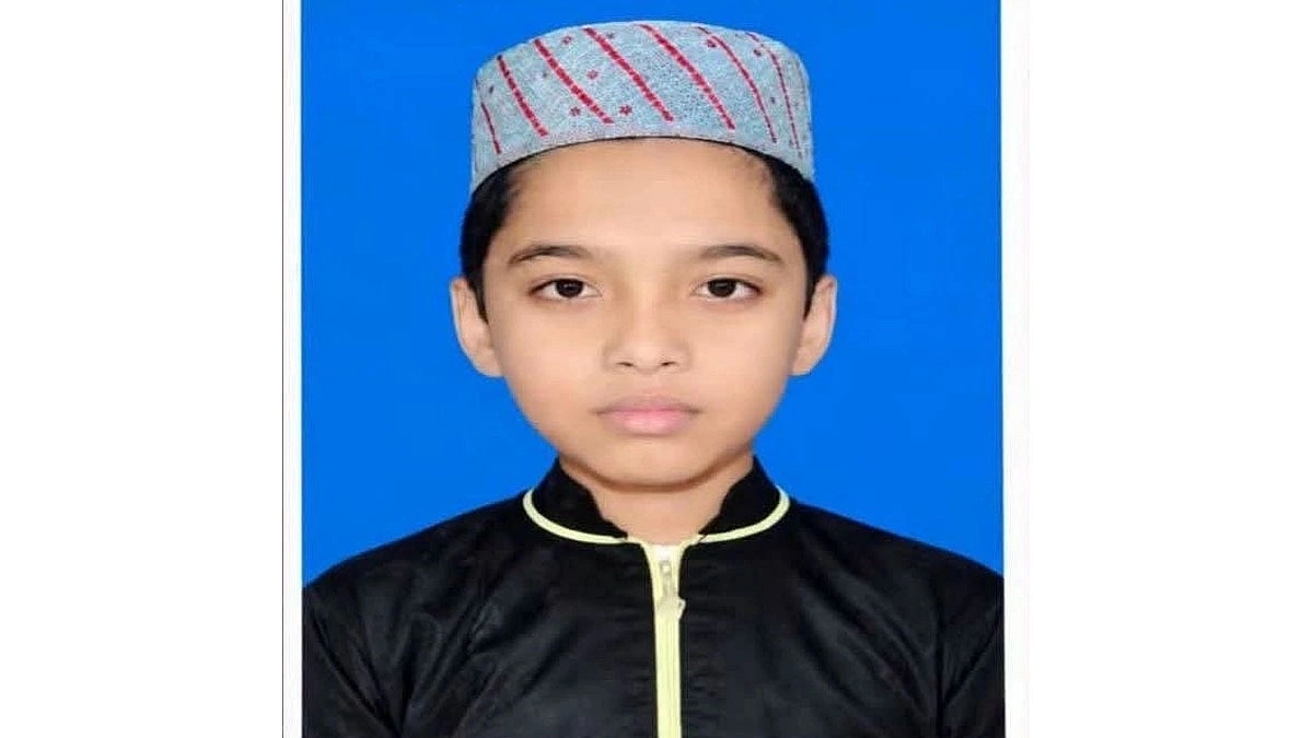 ৮ দিন ধরে নিখোঁজ মাদ্রাসাছাত্র, ছেলের অপেক্ষায় কাঁদছেন মা