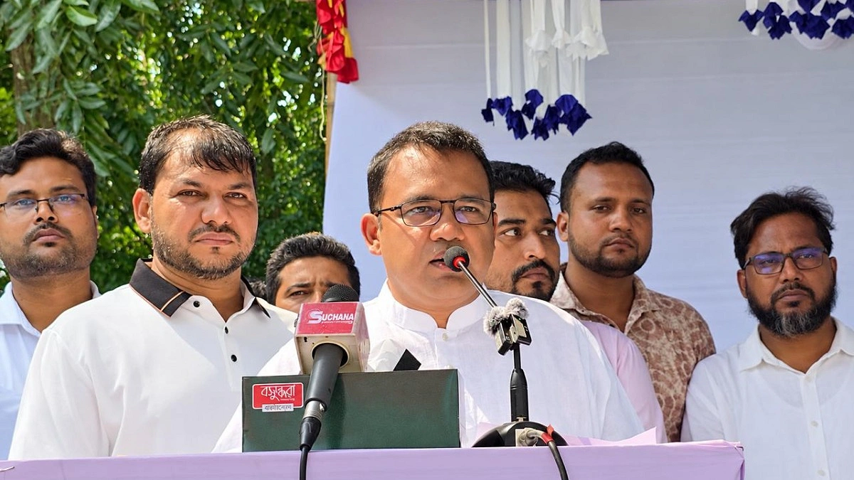 উন্নত গণতান্ত্রিক রাষ্ট্র গঠনে প্রধানমন্ত্রীর নেতৃত্বের বিকল্প নেই