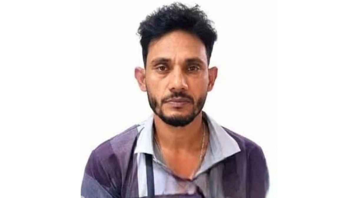 ফেসবুকে নির্যাতনের অভিযোগের পর গৃহবধূর মরদেহ উদ্ধার, ‘কথিত’ স্বামী গ্রেপ্তার