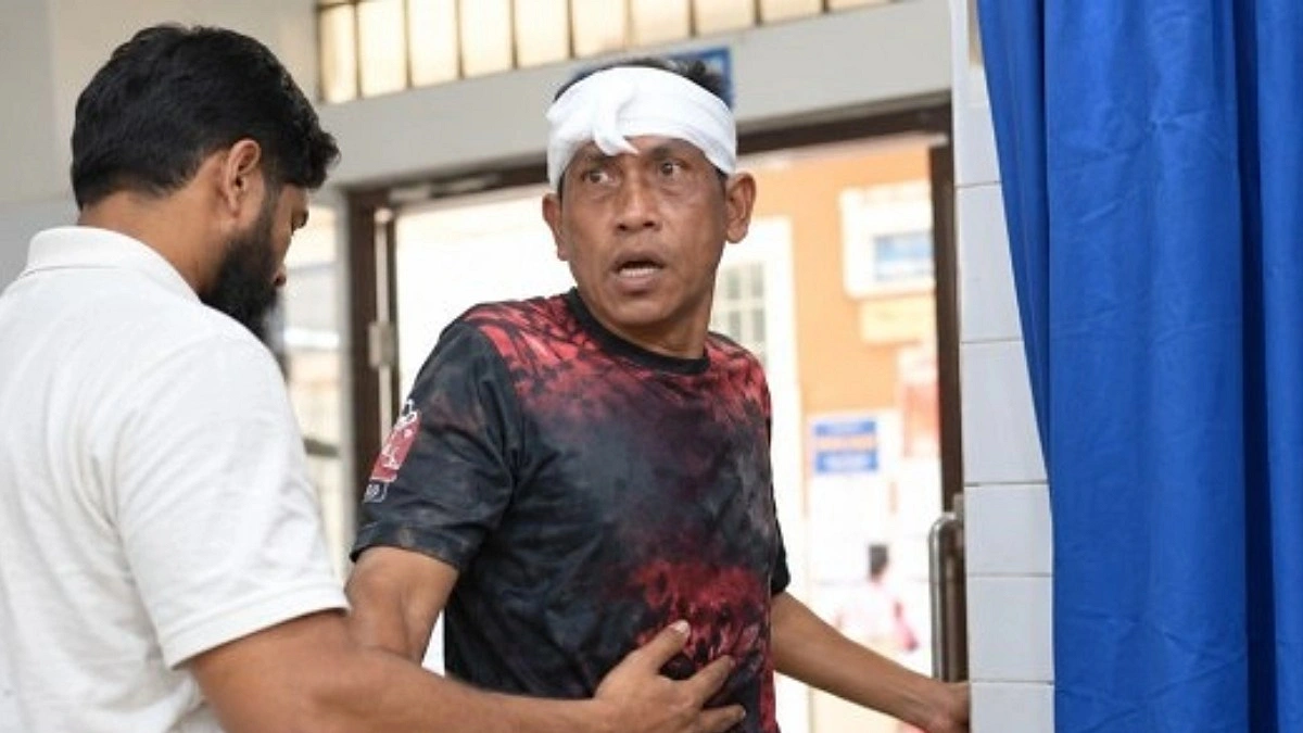 যশোরে অভিনেতা সমু চৌধুরীকে পিটিয়ে জখম