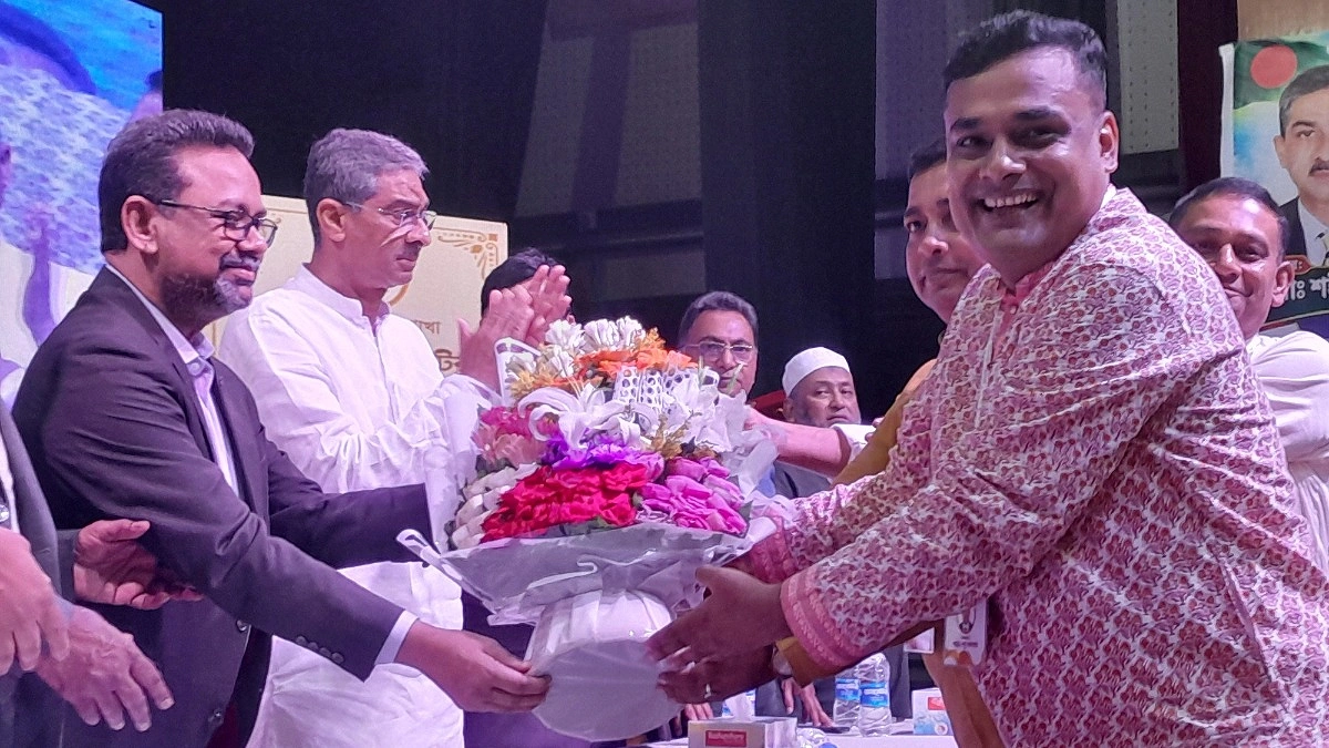 আইনশৃঙ্খলা বাহিনীকে ব্যক্তিগতভাবে ব্যবহার করা যাবে না