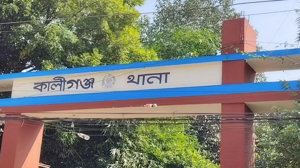 নানাবাড়ি বেড়াতে গিয়ে পুকুরে ডুবে প্রাণ গেল শিশু হামজার