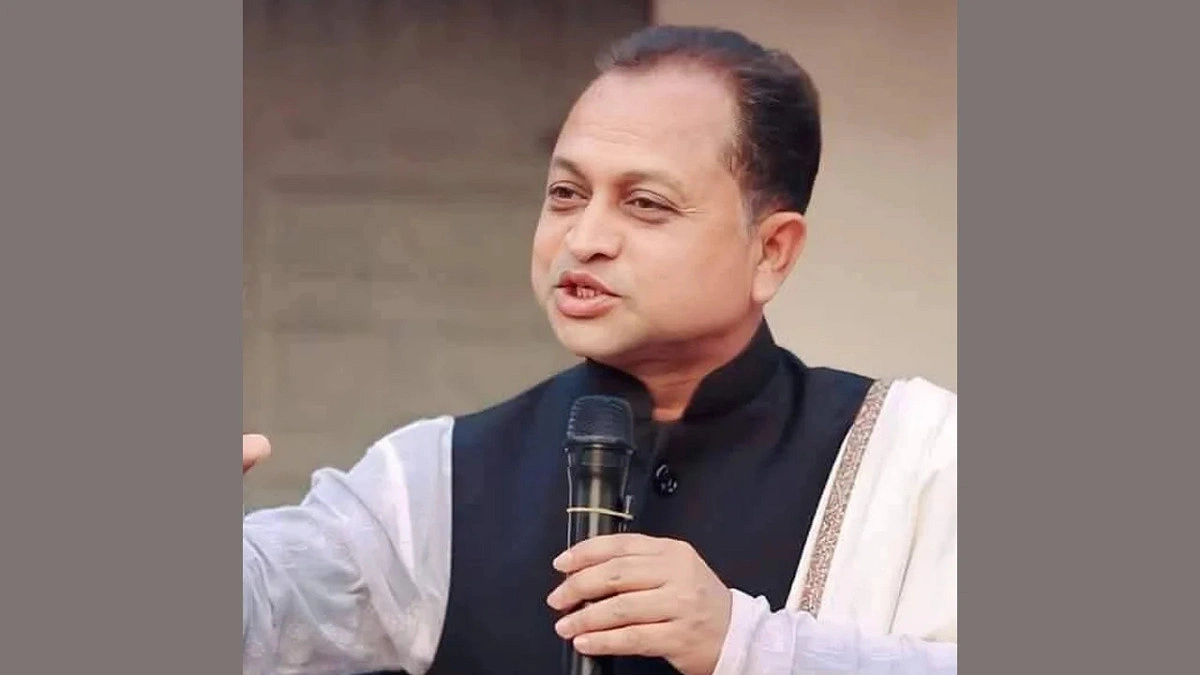 ফুলবাড়িয়ায় আওয়ামী লীগ নেতা হারুন গ্রেপ্তার