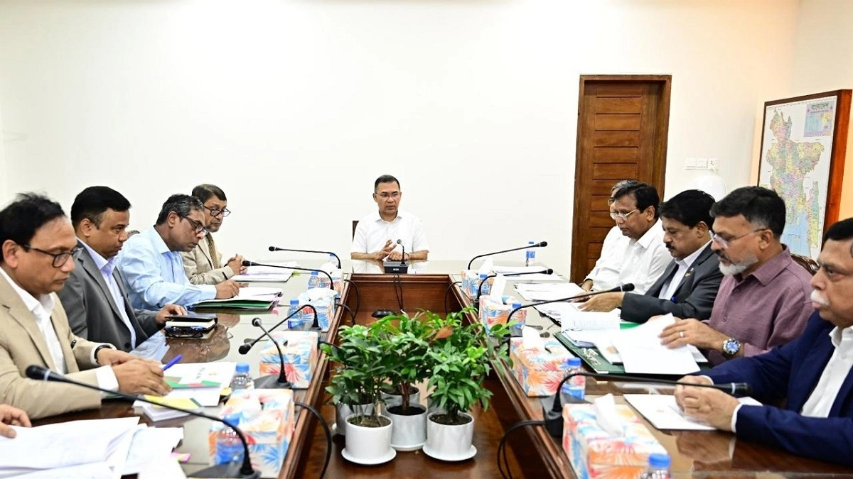ডেঙ্গু সচেতনতায় পাড়া-মহল্লায় মাইকিংয়ের নির্দেশ প্রধানমন্ত্রীর