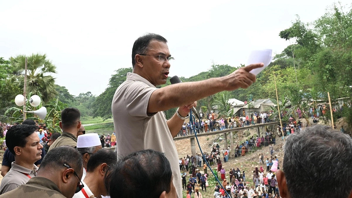 PM in Jashore: Govt to Provide LPG Cards to Women