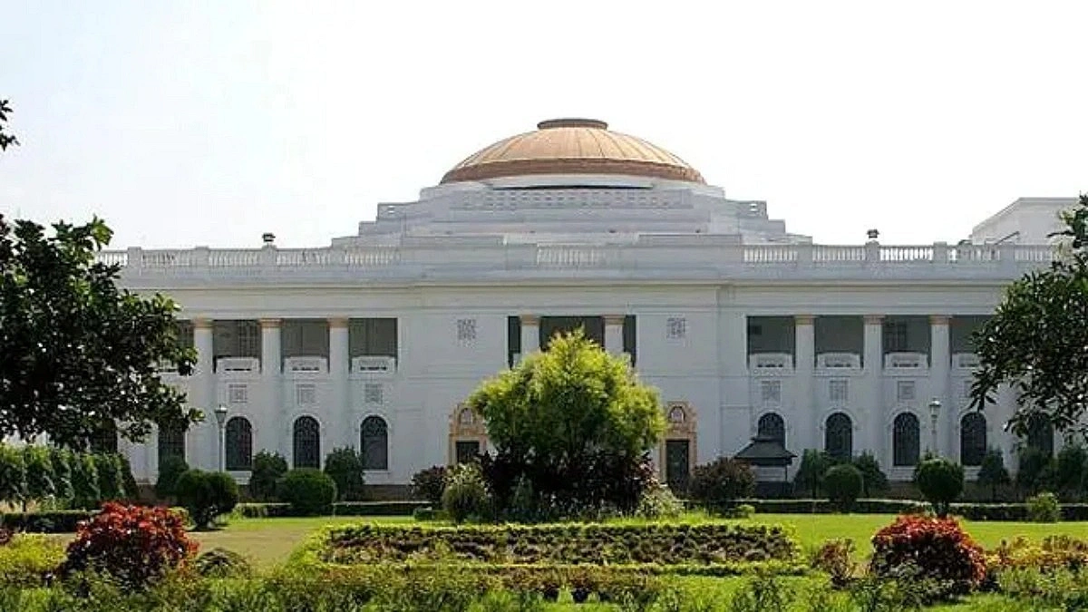 BJP Government to Take Oath at Public Gathering