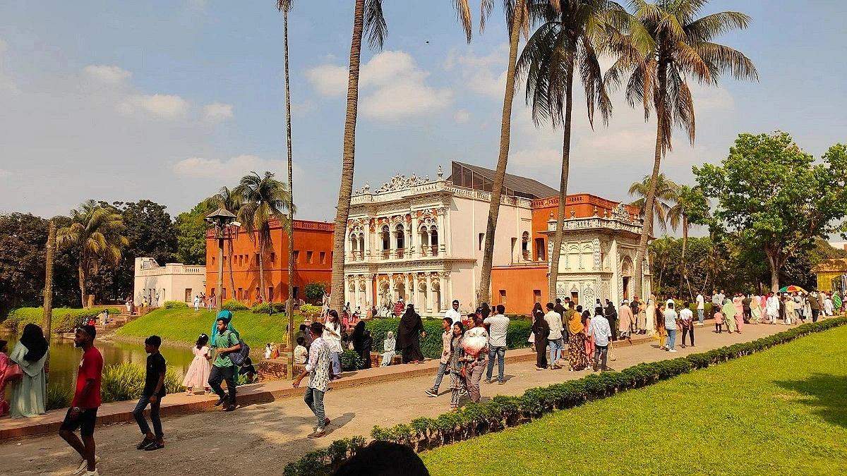 Eid vacationers flock to historic Sonargaon
