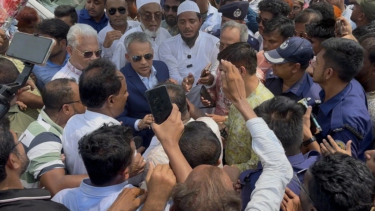 Tension Erupts During Minister’s Boga Bridge Site Visit