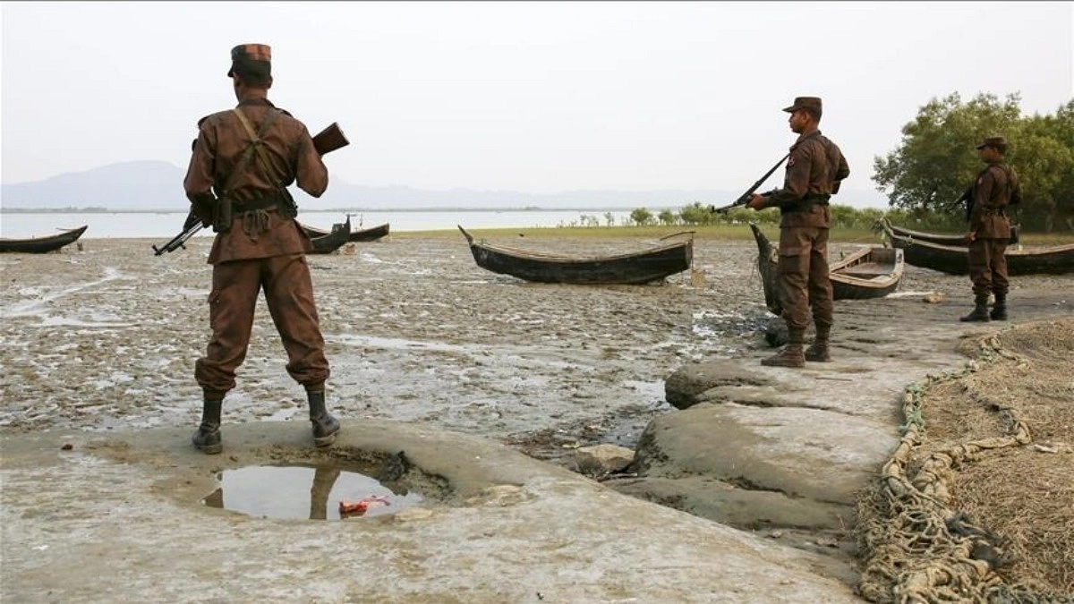Daily necessities are being smuggled into Rakhine