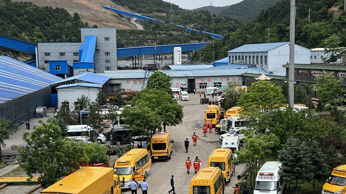 Coal Mine Gas Blast in Northern China Kills at Least 90