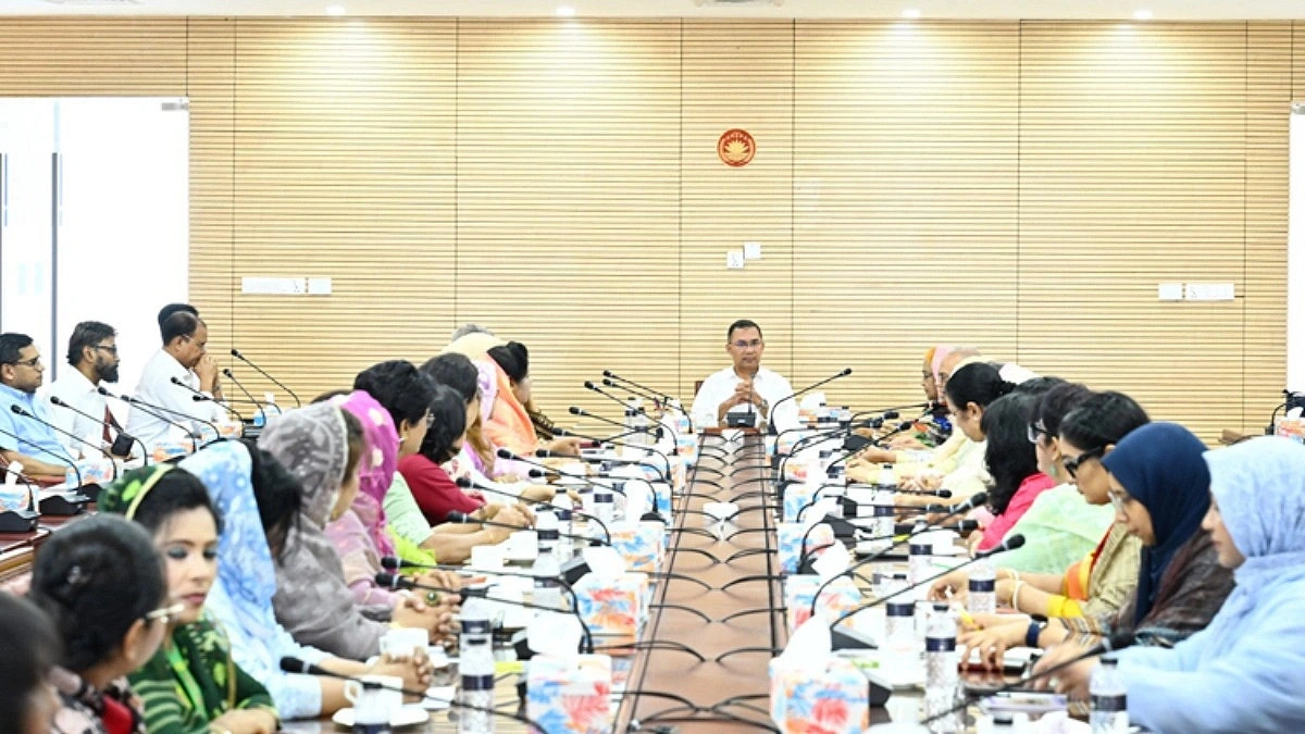 Prime Minister Asks Women MPs to Be More Effective