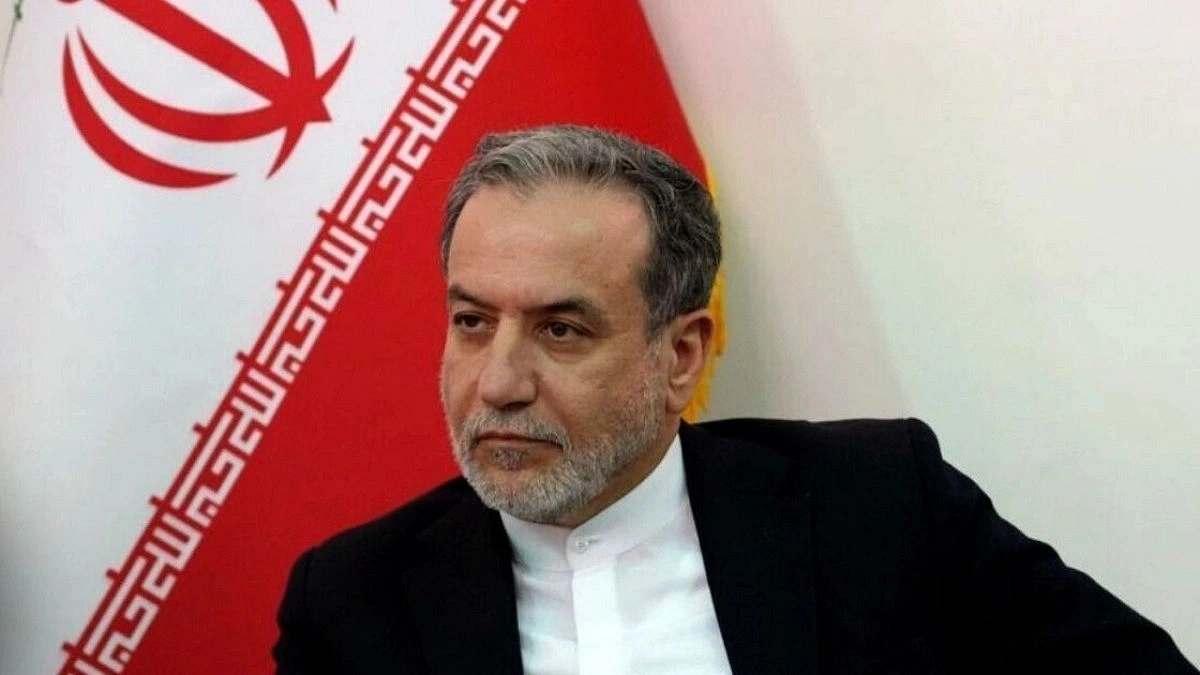 Iran's Foreign Minister Heads to Switzerland for Talks with the US