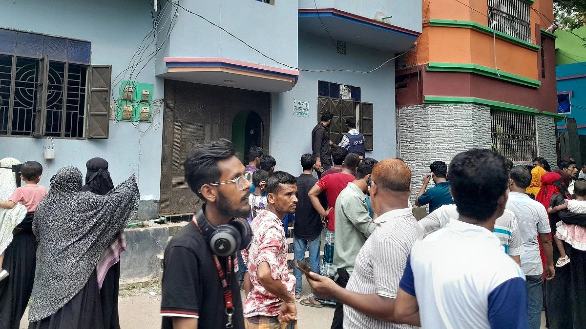 Girl injured in Lakshmipur attack dies; death toll including accused rises to 5