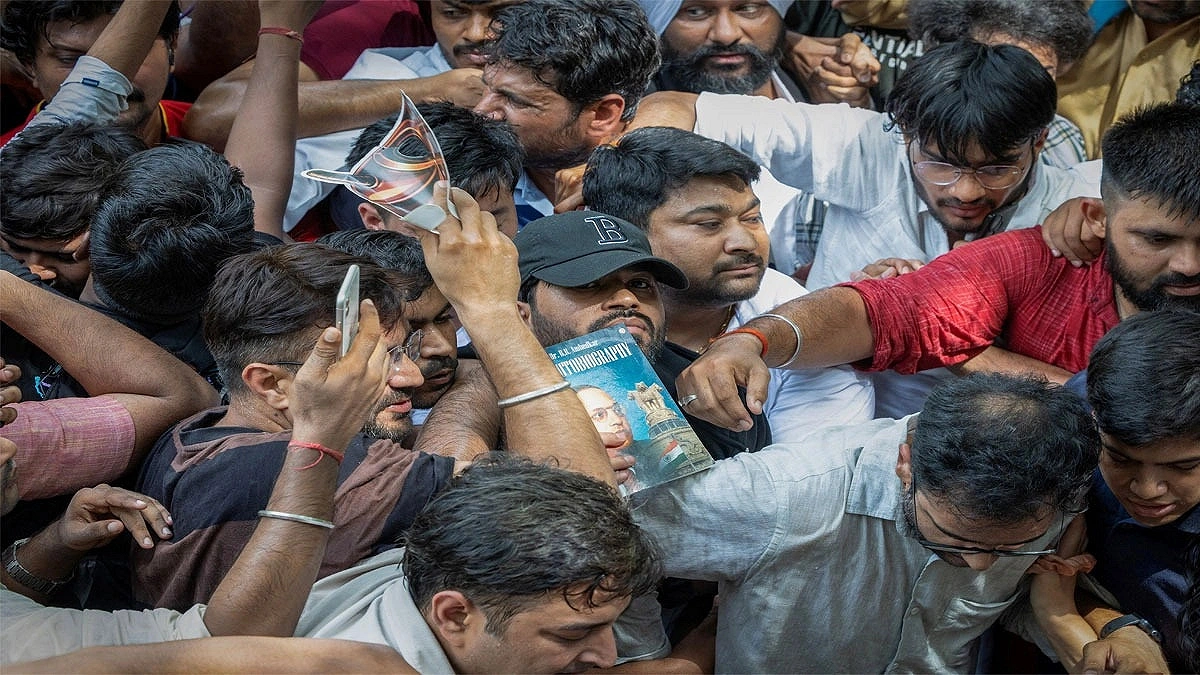 Cockroach Party Protest in Delhi Leads to Scuffles, 6 Arrested