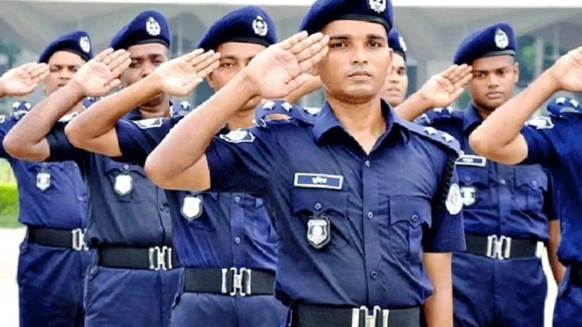 Tk 76 crore wasted on previous uniforms, fresh Tk 77 crore order placed