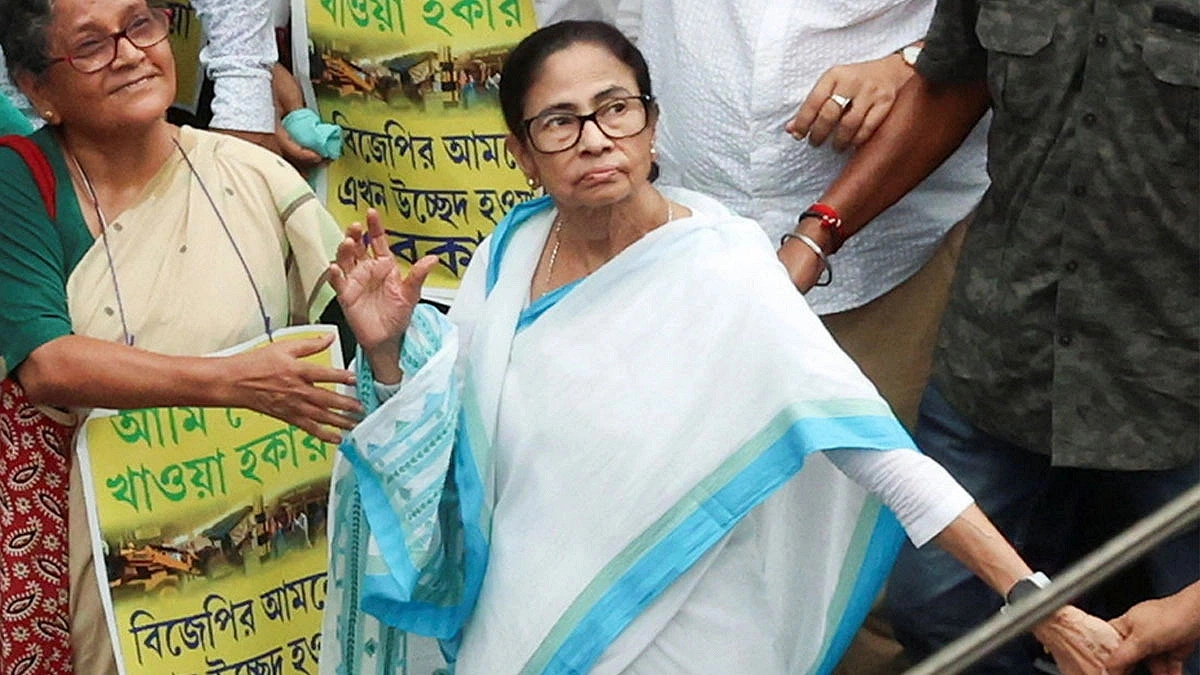 'Losing West Bengal Province, Mamata Turns Delhi-Focused'