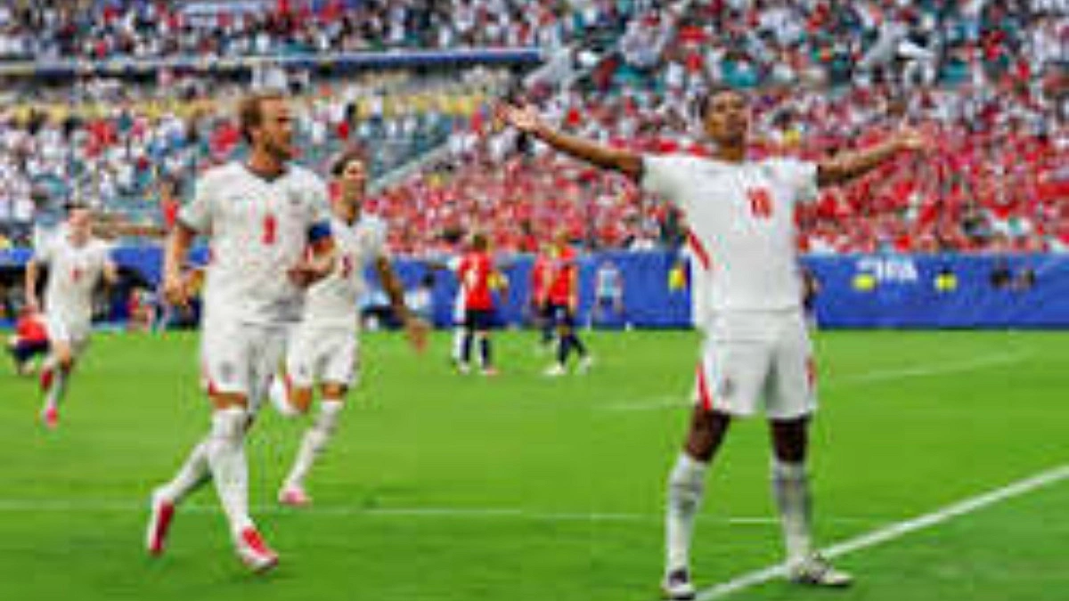 England Reach Semis as Bellingham Shines