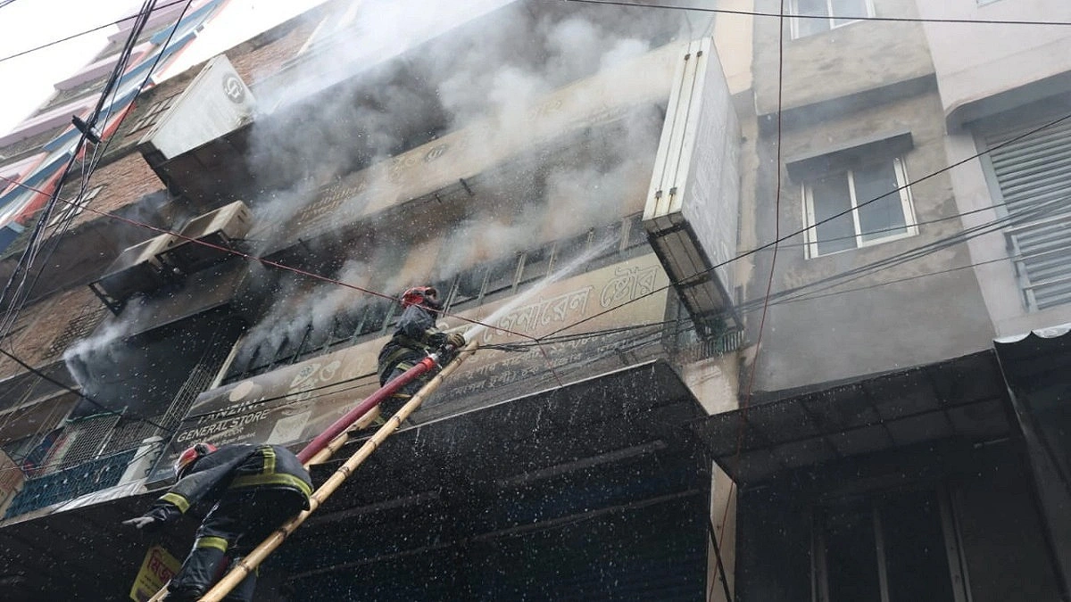 Fire Erupts at Chawkbazar Building, Six Units Respond