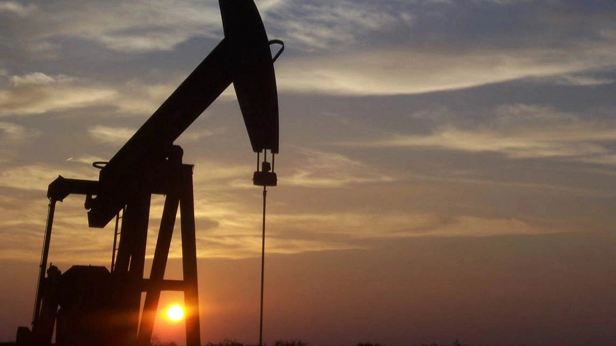 Oil rallies sharply as US military action in Iran threatens fragile truce