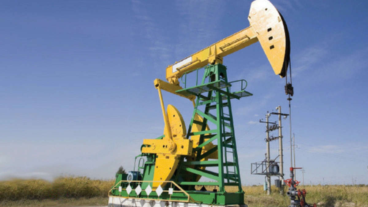 Oil prices surpass $100 as Middle East conflict escalates