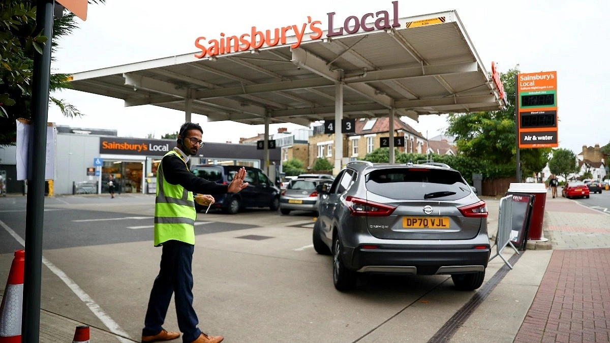 Petrol prices hit highest level in UK due to Iran war