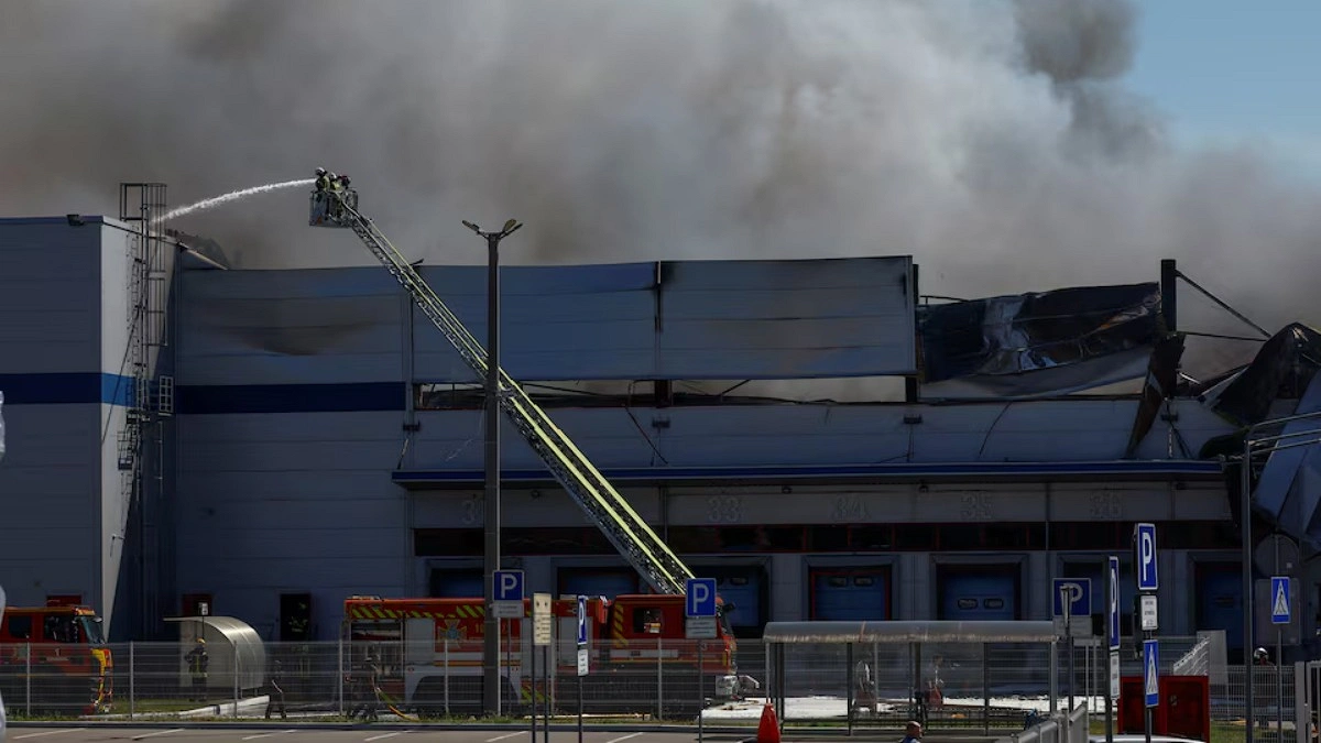 Russian strikes kill 17 in Kyiv
