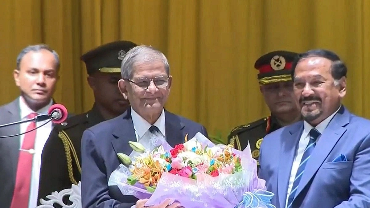 Mirza Fakhrul Islam takes oath as president