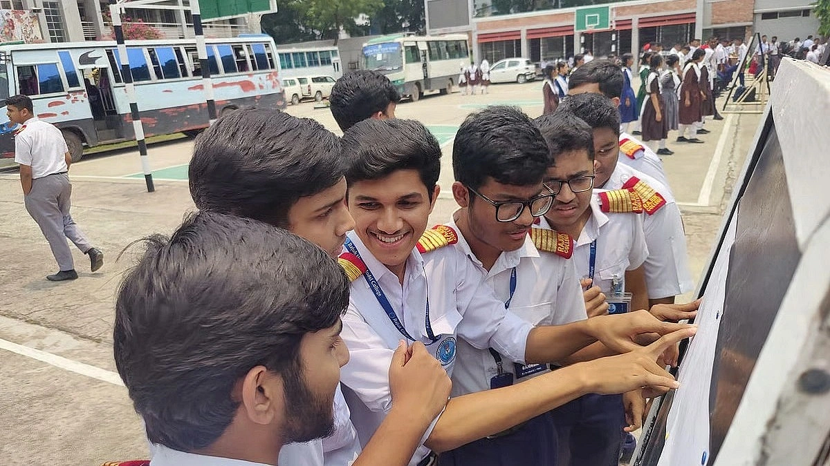 11th grade admissions to follow old system, deadline 15 Sept