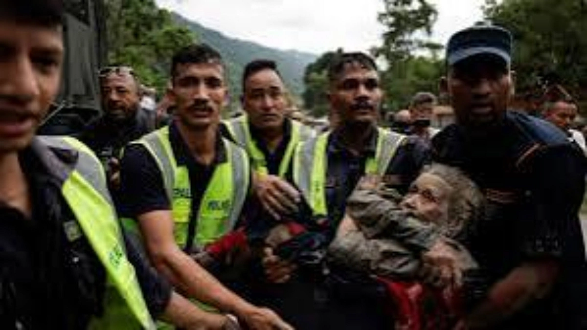 Death toll in Nepal exceeds 350