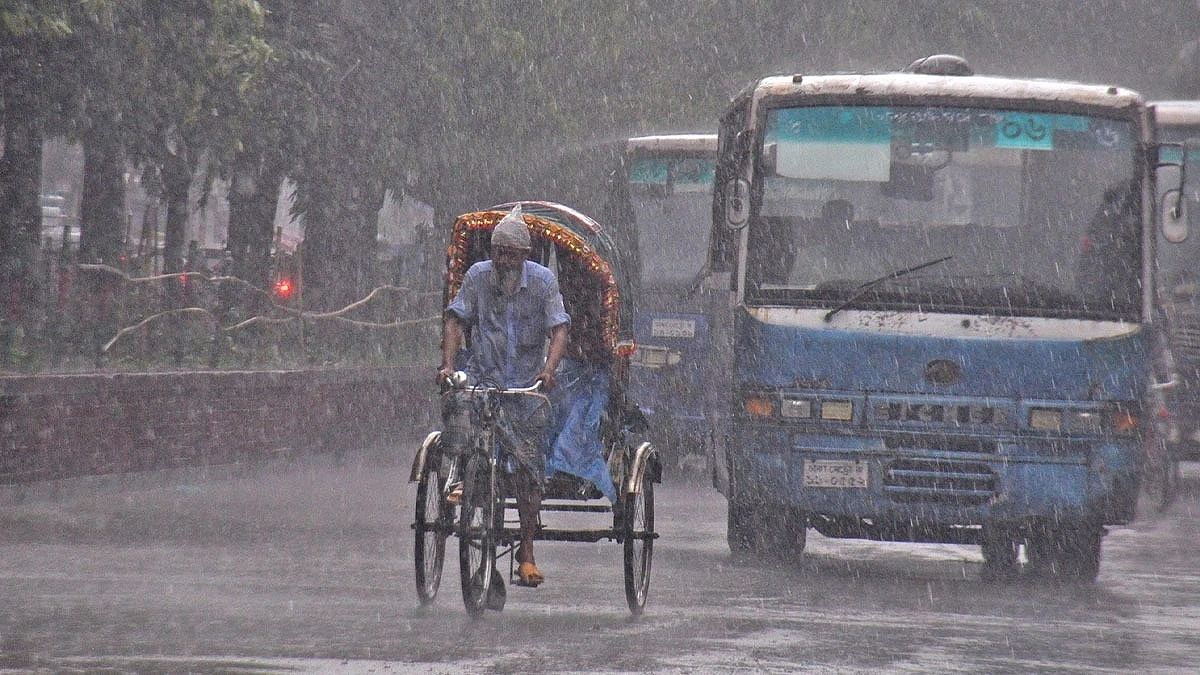 BMD forecasts rain in Dhaka, thunderstorms nationwide