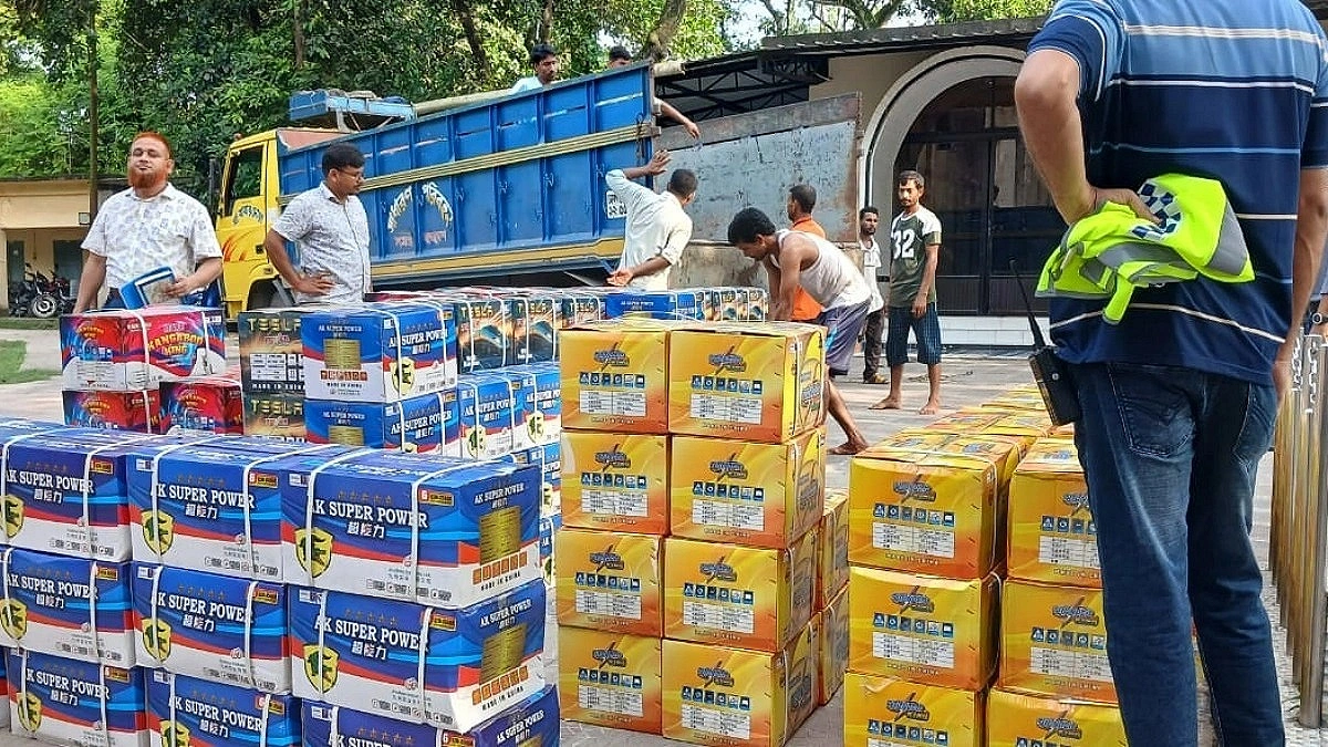 Customs seize 300 auto-bike batteries in Syedpur raid