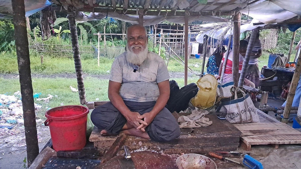 70 year old Jabbar supports family by cutting fish