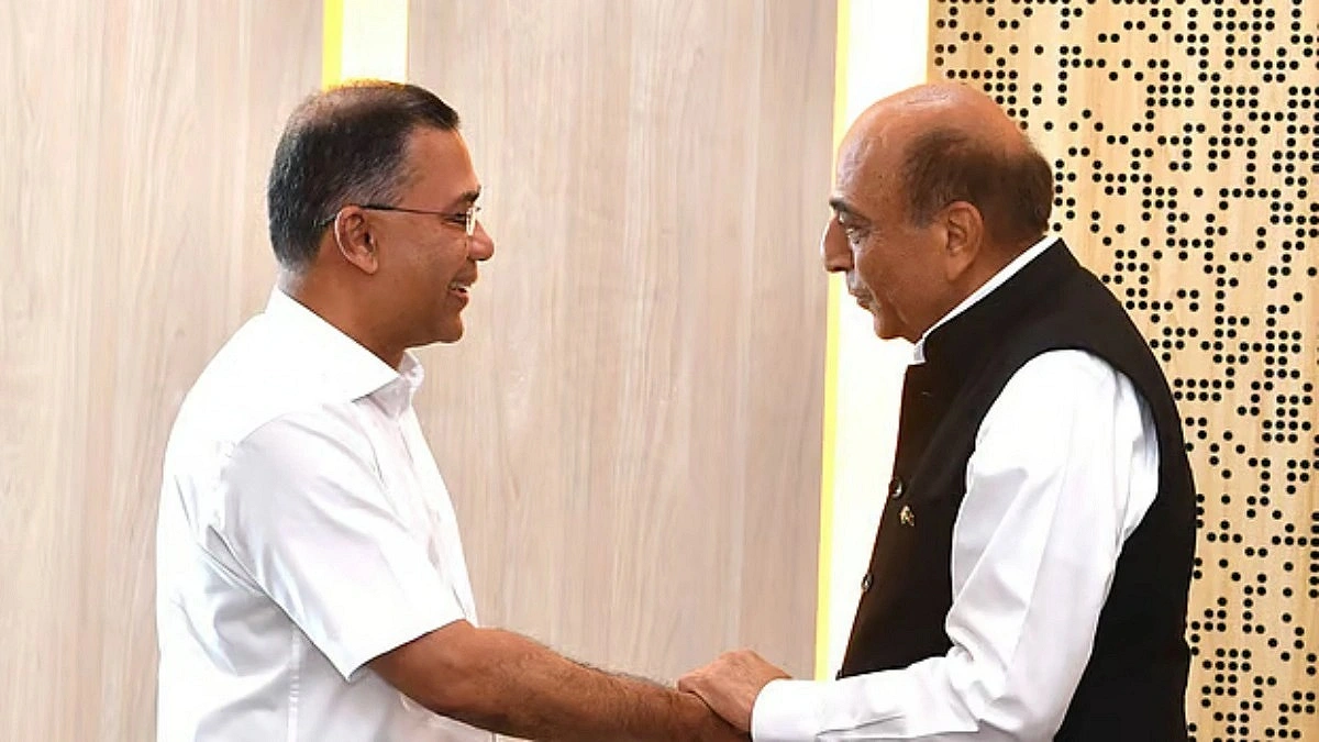 Trivedi pays courtesy call on Tarique