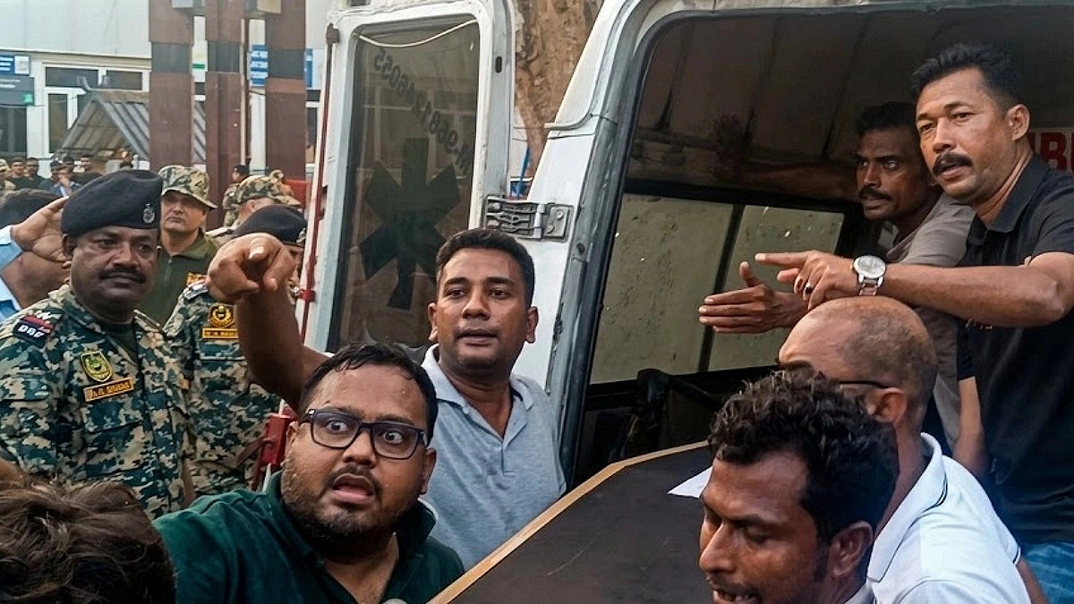 Fire in Kolkata Hotel: Bodies of 5 brought home via Benapole