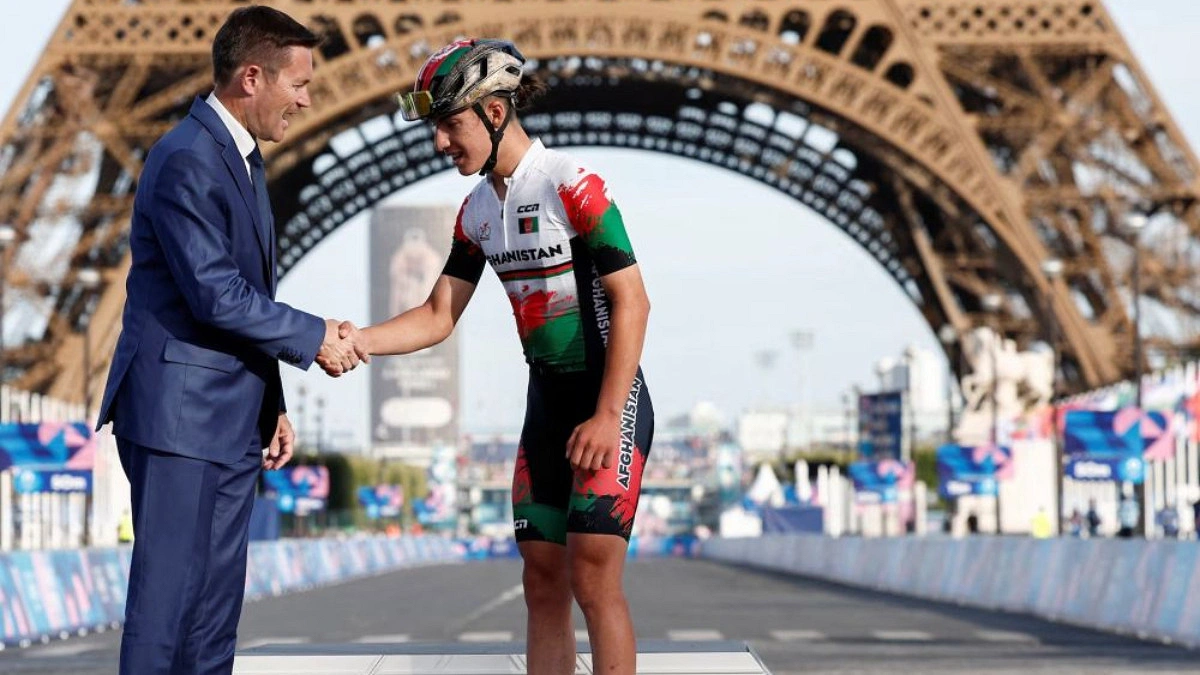 Afghan cyclist who raced disguised as a man wins Asian Games silver