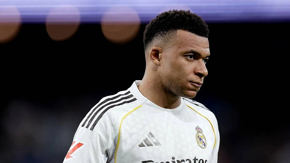 Mbappe speaks out about hiding jersey