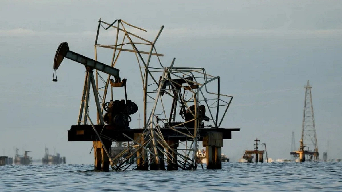 US grabs Venezuela's oil, will prices drop?