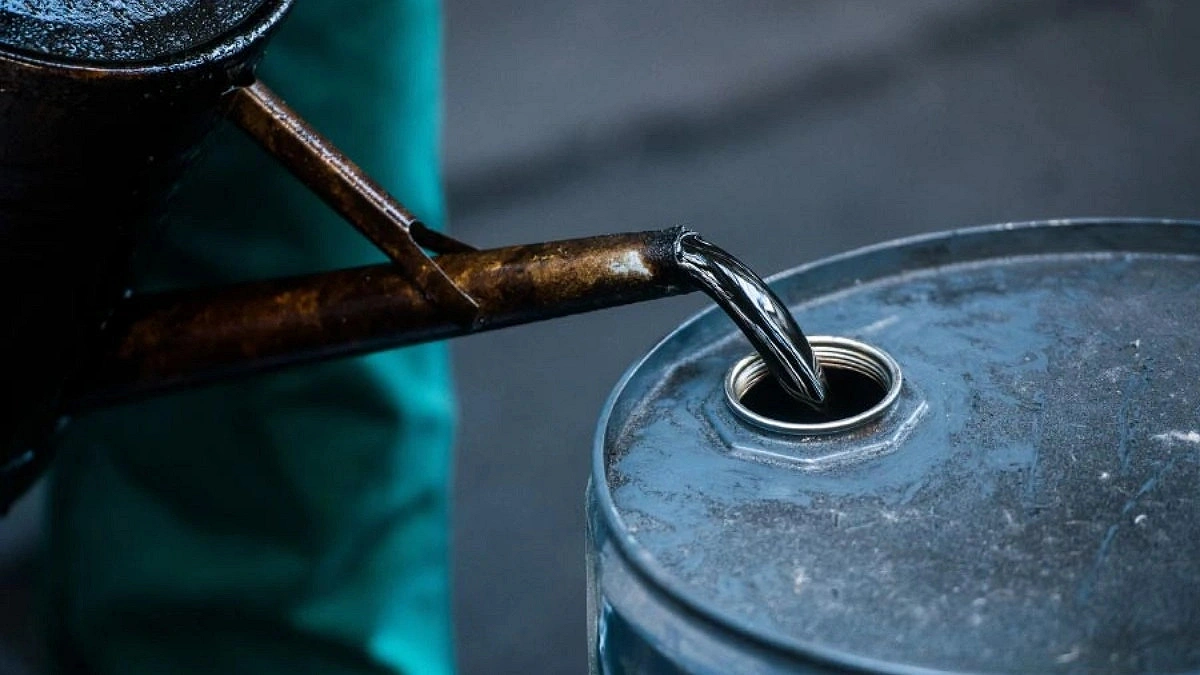 The cost of importing Tk 800 crore worth of oil is Tk 217 crore