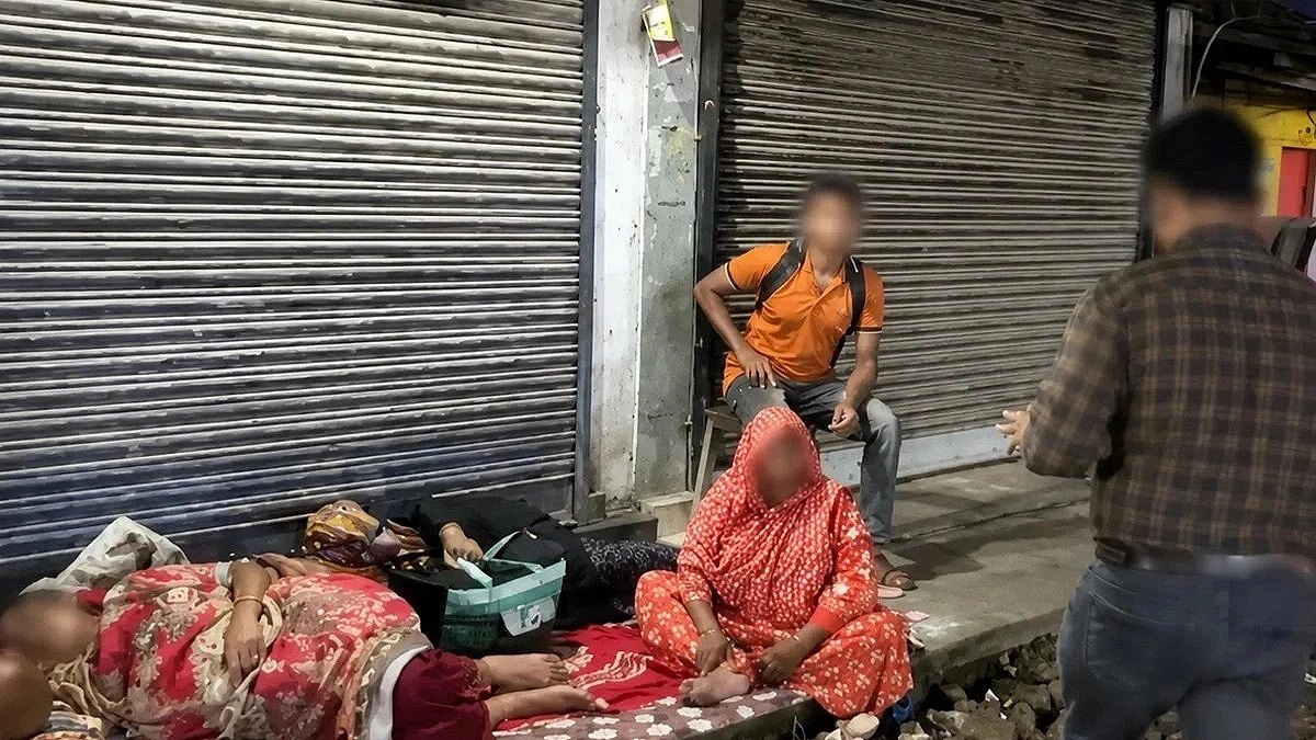 Hotel crisis forces Bangladeshis to sleep on Kolkata pavements