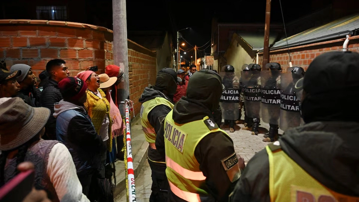 Blast at Bolivia military base kills 10