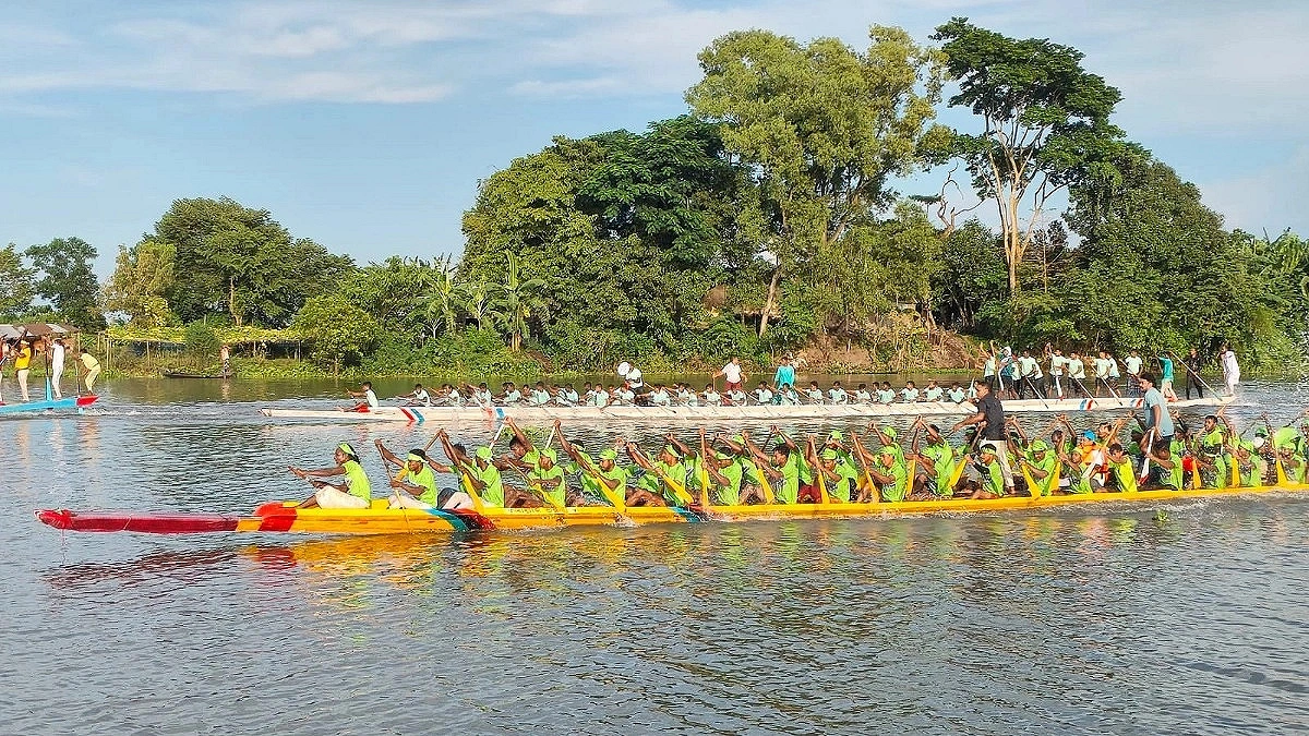 After two years, traditional boat race held on the Titas