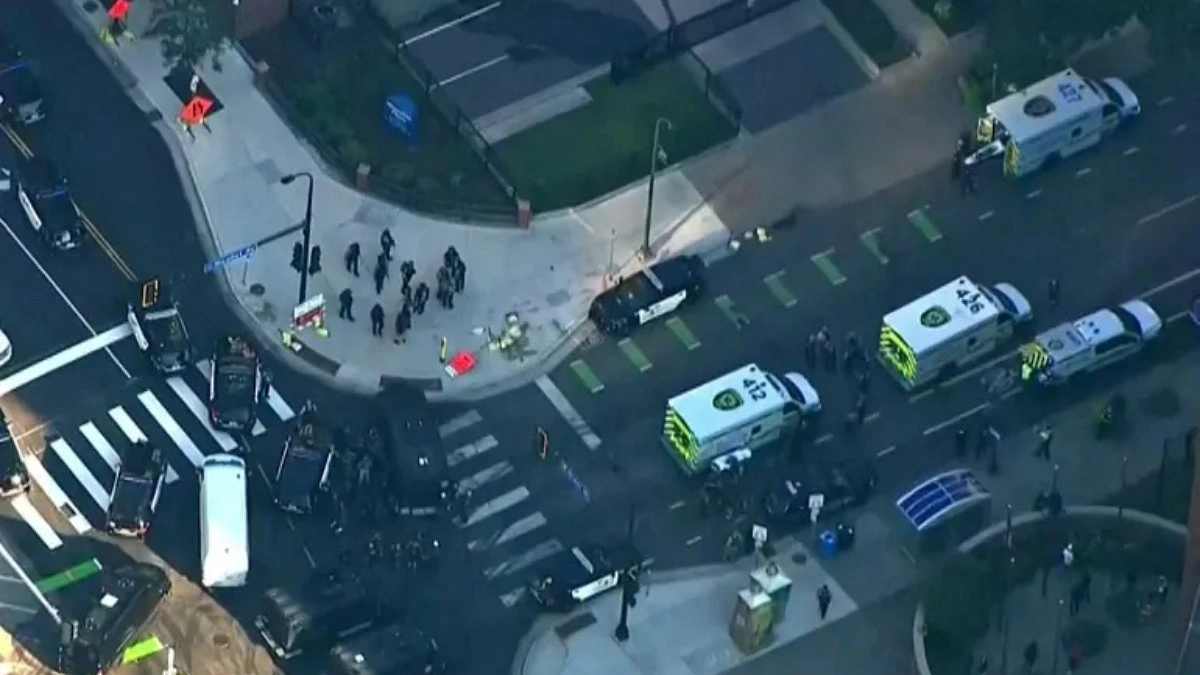 Minneapolis shooting kills 2, wounds 3 police officers