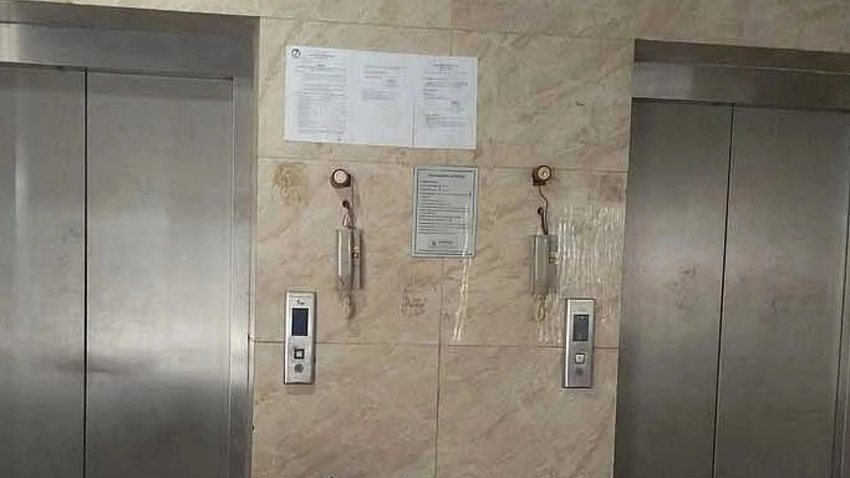 Three injured as lift falls at government housing complex in Mirpur