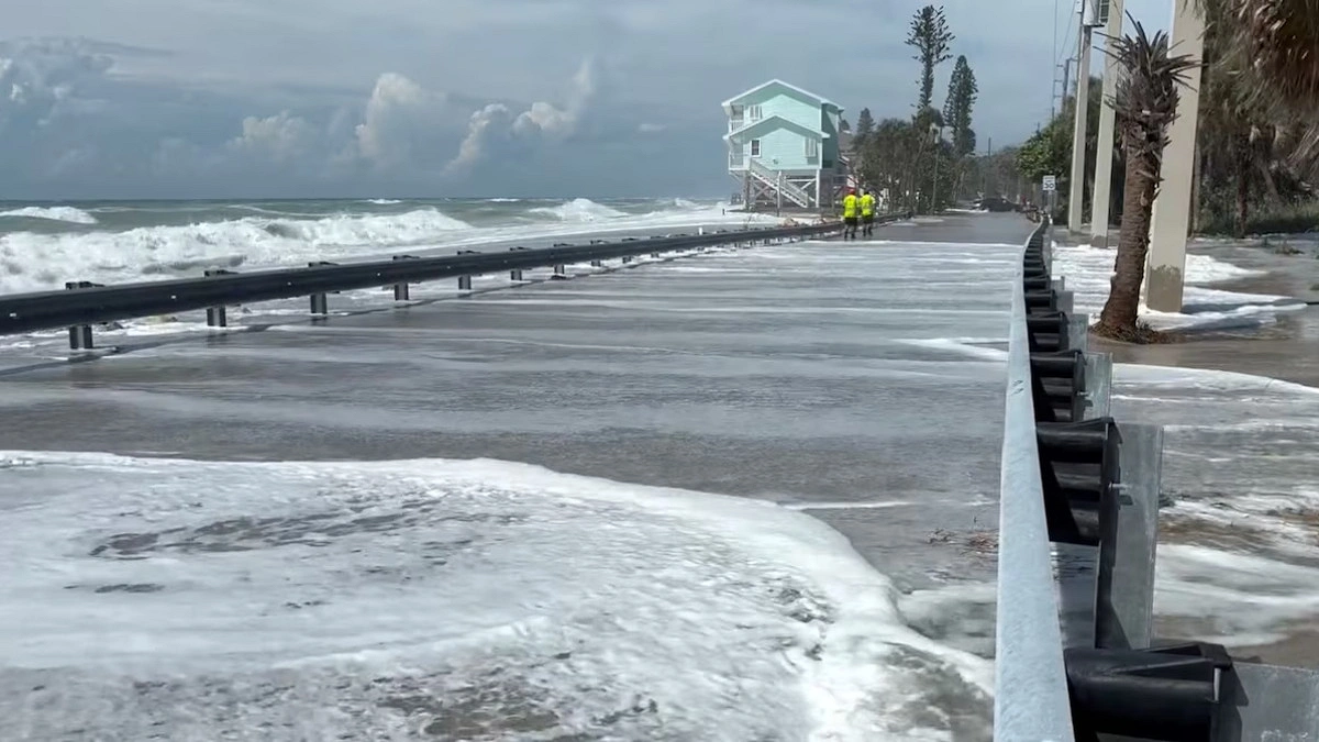 Life-threatening Hurricane Isaias makes landfall in Florida